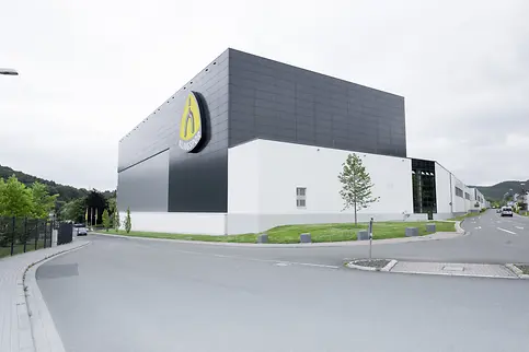 A Klingspor raktárának külső képe