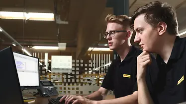 Szoftver- és informatikai gyakorlati képzés