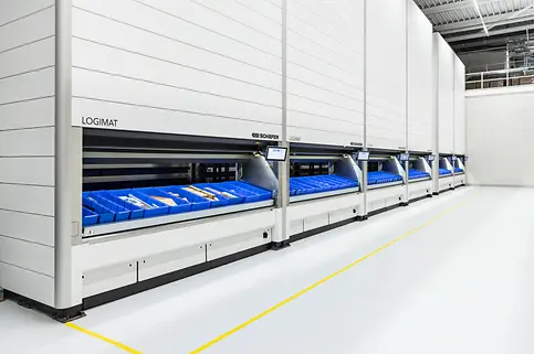 Uzstādītie SSI LOGIMAT vertikālie uzglabāšanas lifti Hardinge Kellenberger